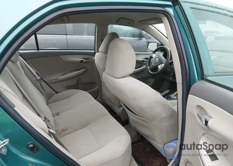 2010 Toyota Corolla Le z USA, uszkodzony, nr VIN 2T1BU4EE9AC248313